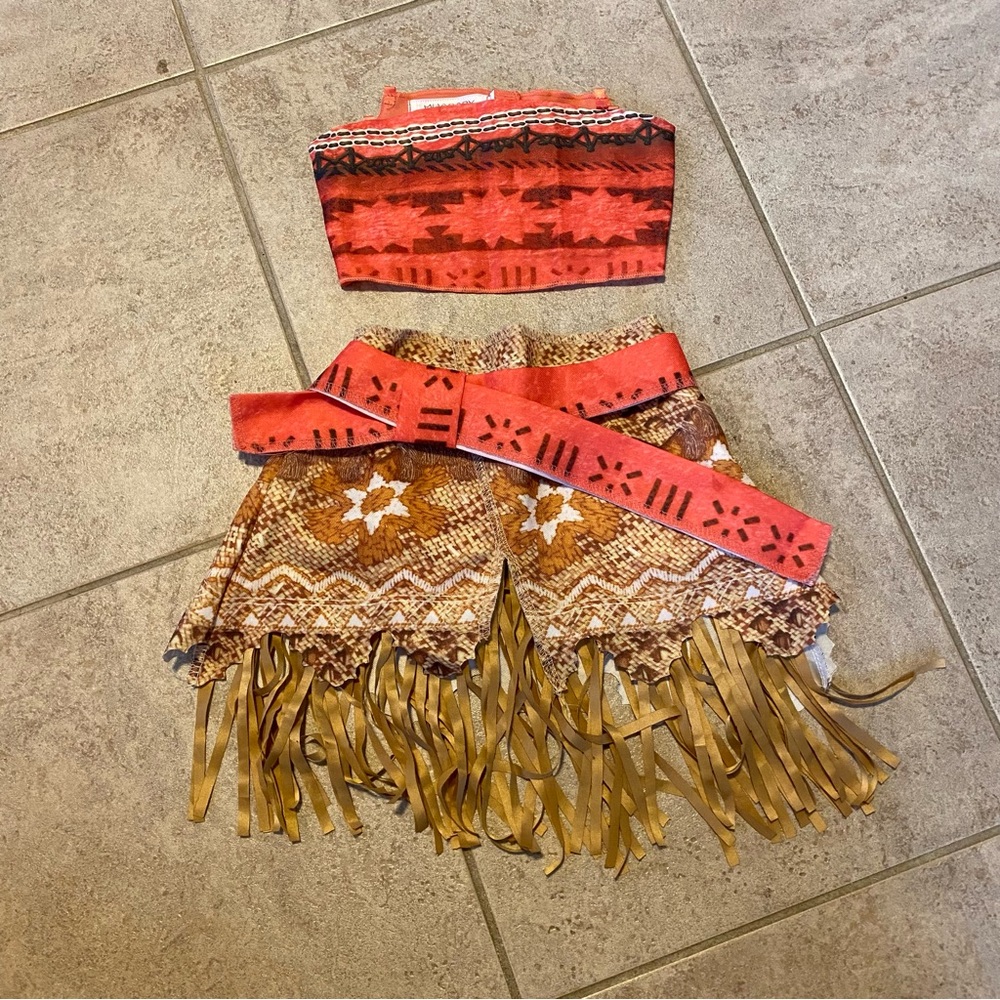 Moana costume girls; fits toddlers age 2-4